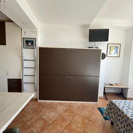 Ferienwohnung Piccola Navetta Diano San Pietro Exterior foto
